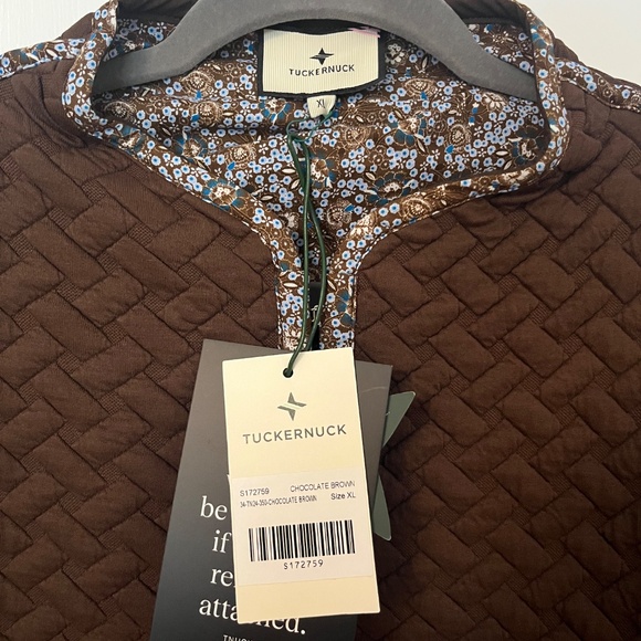 NWT!!! REVERSIBLE TUCKERNUCK BARN JACKET - Picture 4 of 5
